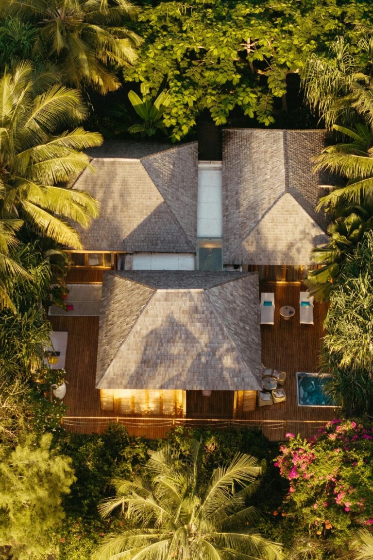 Luxury lodge in tanzania surrounded by lush trees