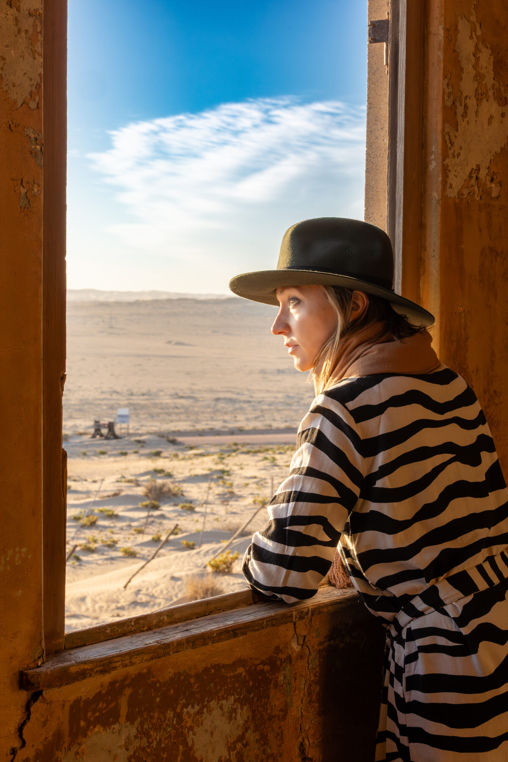 Van Afrika on safari art photography workshop desert women single traveller in namibia with Fritz Breytenbach as photographer