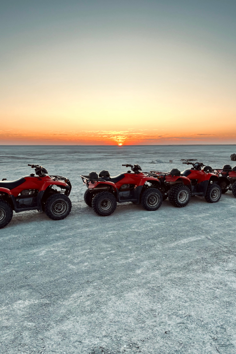 Van Afrika quad b9ke ride in Botswana with experienced guides